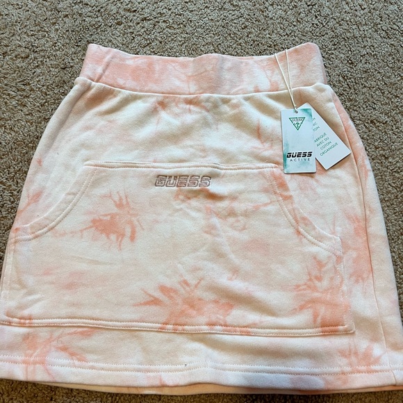 GUESS Women's Peach Tie-Dye Mini Skirt - Picture 1 of 3